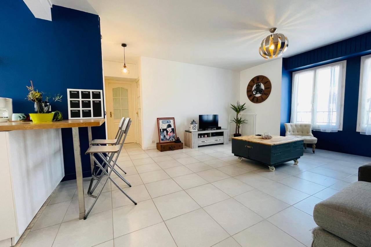 Superb Apartment 10 Min Walk From The Castle Amboise Luaran gambar