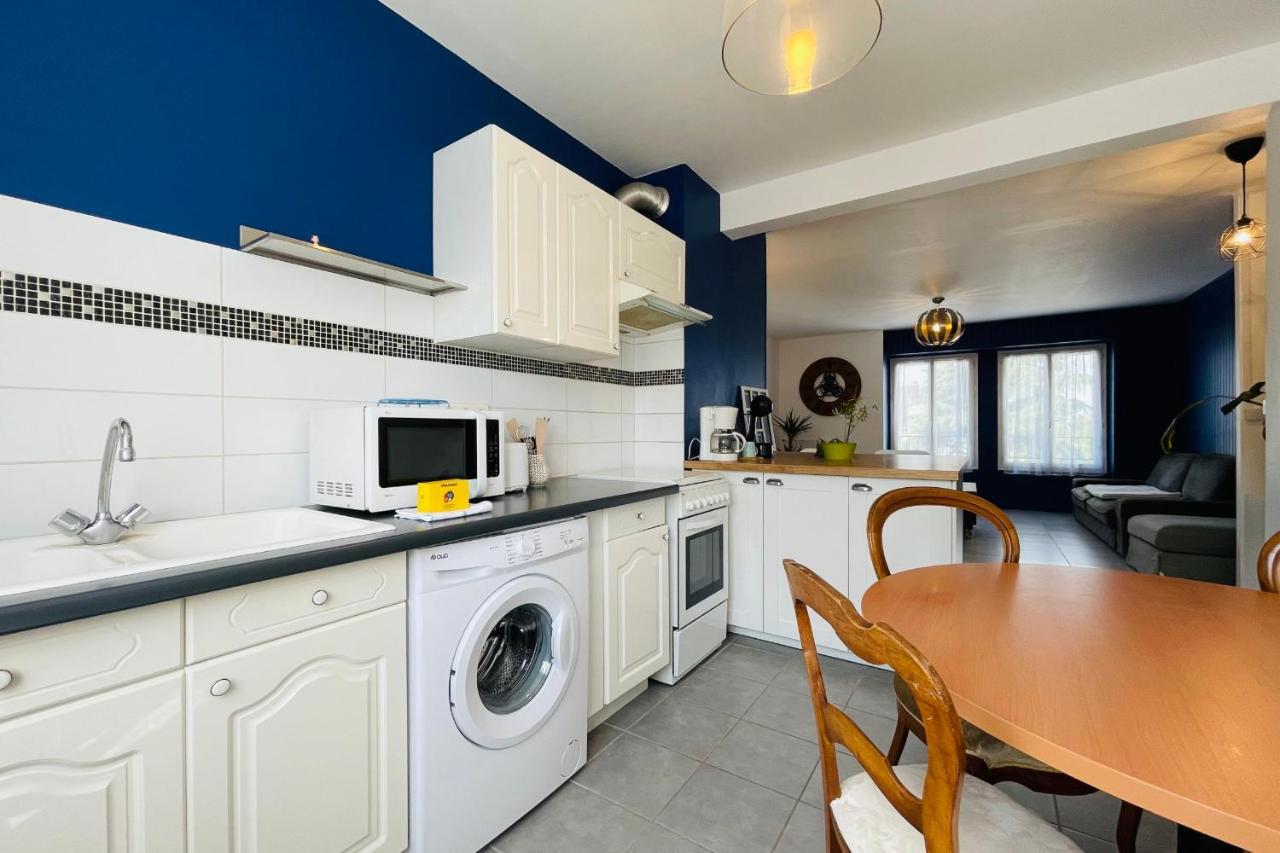 Superb Apartment 10 Min Walk From The Castle Amboise Luaran gambar