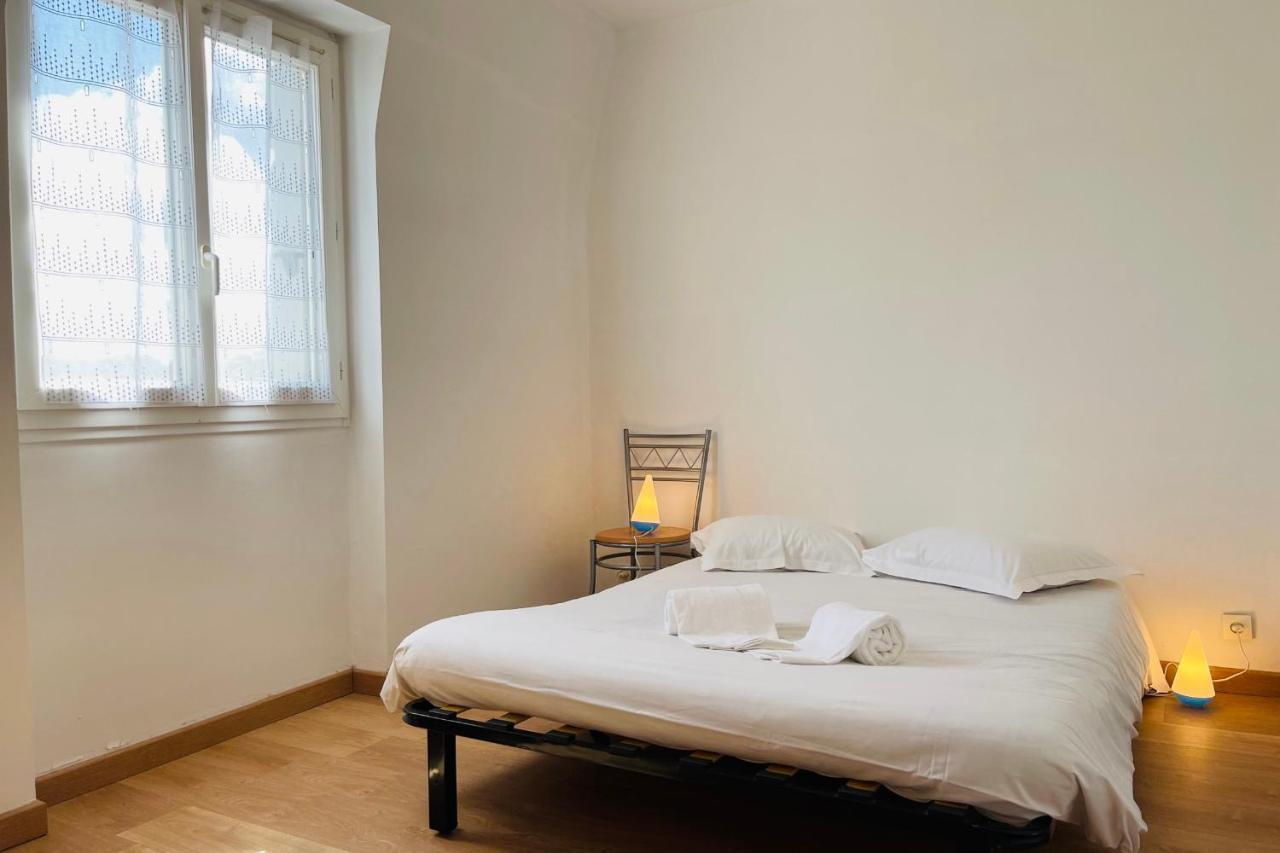 Superb Apartment 10 Min Walk From The Castle Amboise Luaran gambar