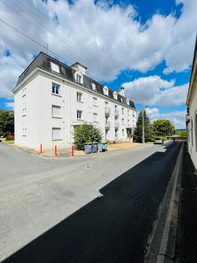 Superb Apartment 10 Min Walk From The Castle Amboise Luaran gambar